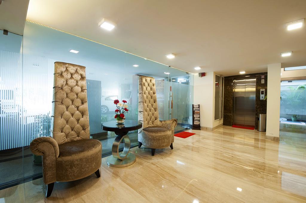 Alpina Hotels & Suites Nueva Delhi Exterior foto